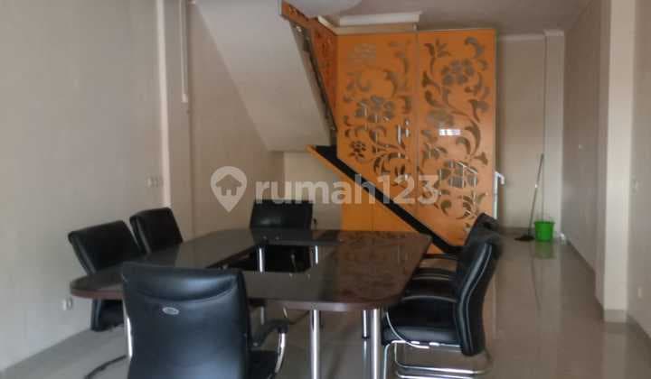 Ruko Lokasi Sangat Strategis dan Ramai 24 Jam di Pekayon. Bekasi