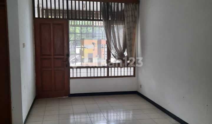 2 Unit Rumah Sederhana dan Kokoh di Kemang Pratama. Bekasi