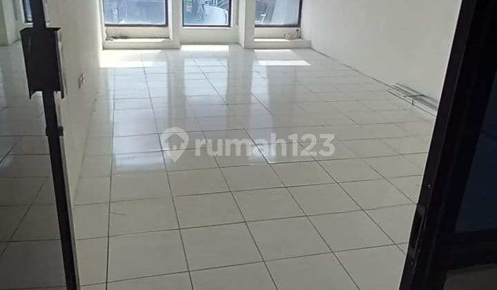 Ruko Siap Pakai dengan Panjang 30 M² di Jatiasih. Kota Bekasi