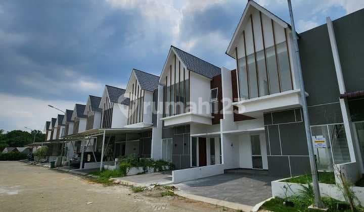 Disewa Rumah Mewah Komplek Royal Sumatra Cluster Akasha Jamin Ginting Medan