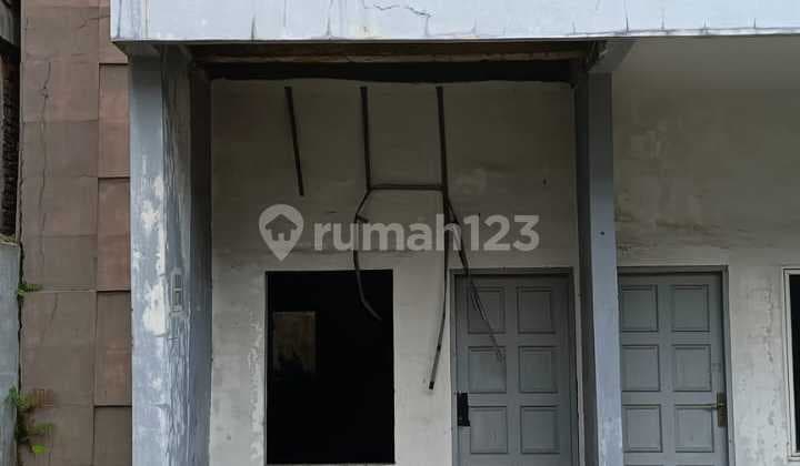 For Sale: House in De Balam Residence Complex, Sunggal Area