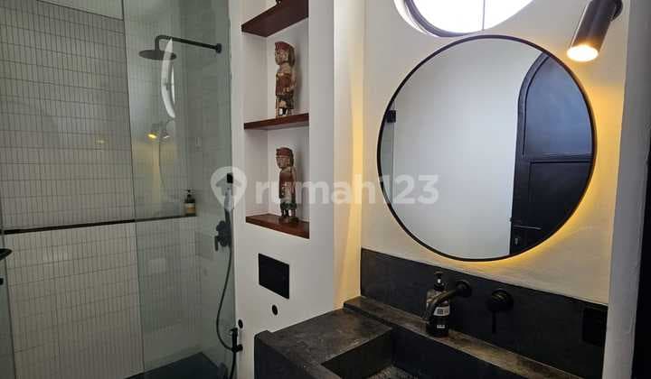 Villa with 4 Bedrooms in Strategic and Comfortable Area - Canggu, Badung