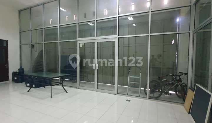 Disewakan Ruko Bagus 3 Lantai Di Wiratama Cirebon