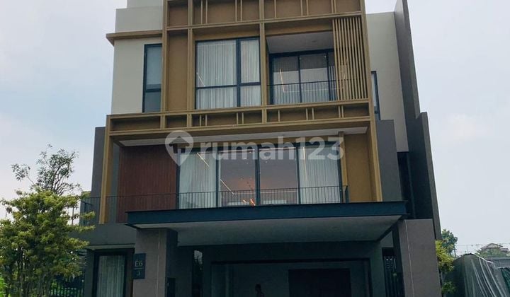 Rumah Hook Mewah Full Furnish Dgn Lift 3lt Di Enchantee Bsd