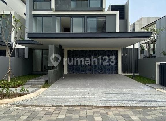 Luxury House With 3-Storey Lift In Lyndon Navapark Bsd City