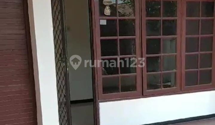 Rumah Nyaman Di Perumahan Taman Pondok Indah, Wiyung, Surabaya