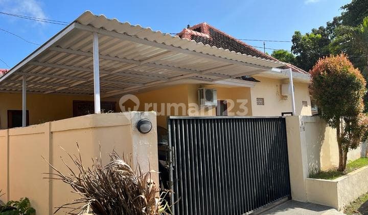 Rumah besar dekat kantor immigrasi Jimbaran Kuta Bali