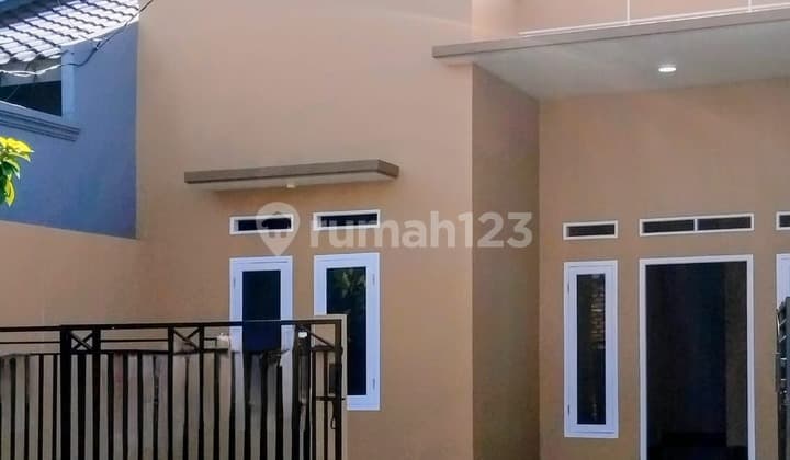 Rumah Siap Huni Lokasi Bagus di Taman Harapan Baru Bekasi
