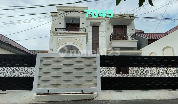 Rumah Mewah 2 Lt Siap Huni dalam Komplek Duren Sawit Jaktim