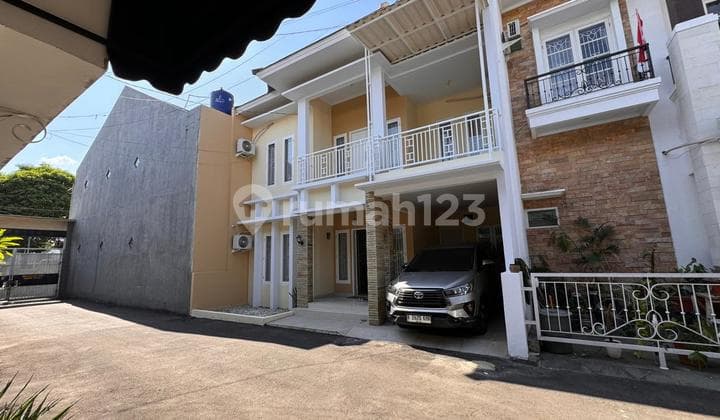 Rumah Cantik 2 Lt Furnished di Dalam Cluster Pondok Kelapa Jaktim