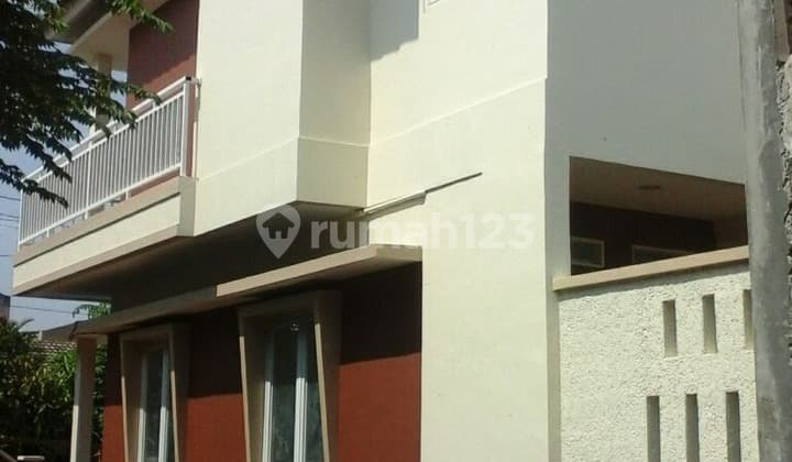 Rumah 2 Lantai Murah Siap Huni di Karang Tengah Ciledug Tangerang