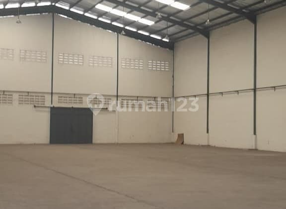 Gudang Siap Huni Lokasi Strategis di Delta Silicon Cikarang Pusat