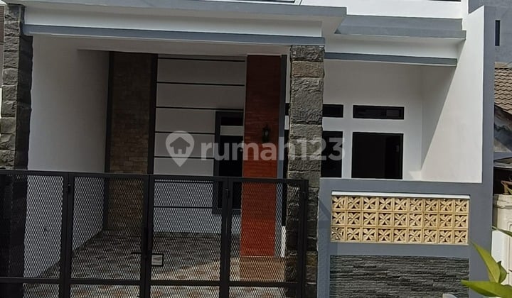 Rumah Siap Huni Dalam Perumahan di Harapan Jaya Bekasi