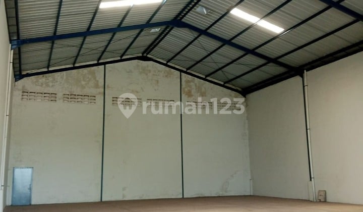 Gudang Lokasi Strategis Siap Pakai dalam Kawasan Marunda Center