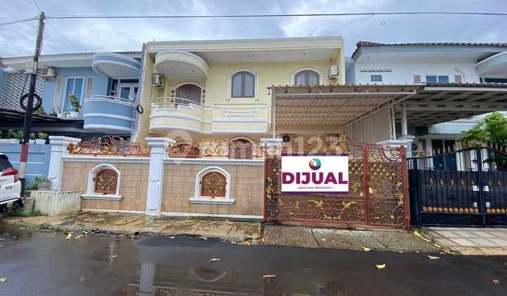 Beautiful Cheap Furnished House Rarely Available in Taman Modern Cakung