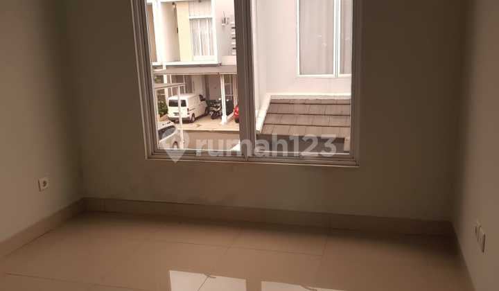 Rumah Modern Lebar 7 Siap Huni Cluster Yarra, Jakarta Garden City, Cakung, 030