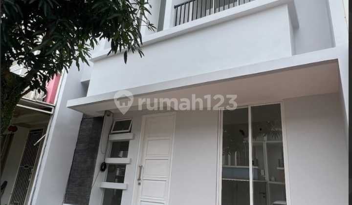 Exlusive Rumah 2 Laintai di Cluster Topaz Pondok Hijau Golf (026)