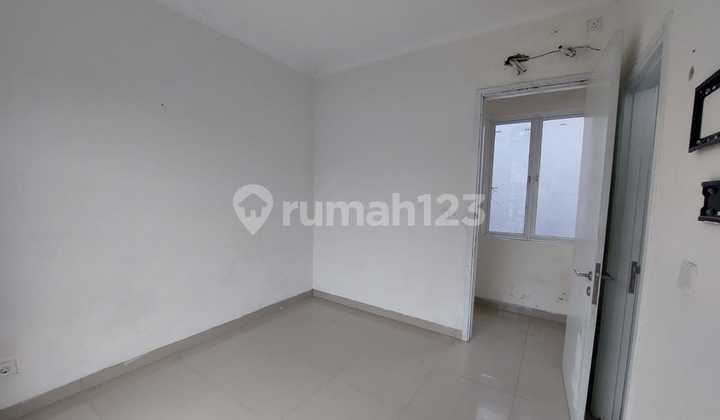Jual Murah Rumah Lebar 6 Cluster Laseine, Cakung, Jakarta Timur, 030Co028