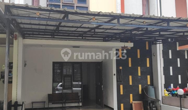 Rumah Cantik Siap Huni Lebar 6X16 Cluster Valeria Metland Menteng, Cakung, 011