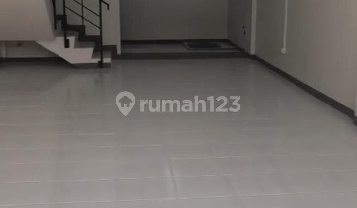 For rent: 2-Story Shophouse in Taman Pulo Gebang, East Jakarta, 029