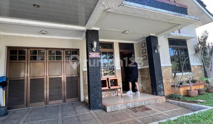 Di Jual Rumah 2Lantsi Rapih dan Terawat Tinggal Bawa Koper