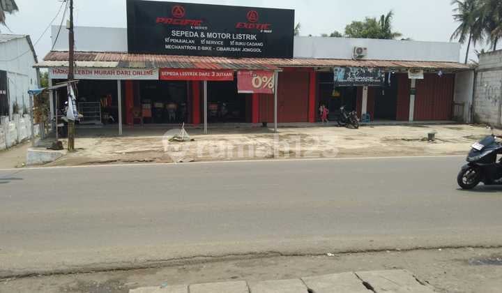 Tanah di Jual, Termasuk 6 Toko Dipinggir Jalan Raya