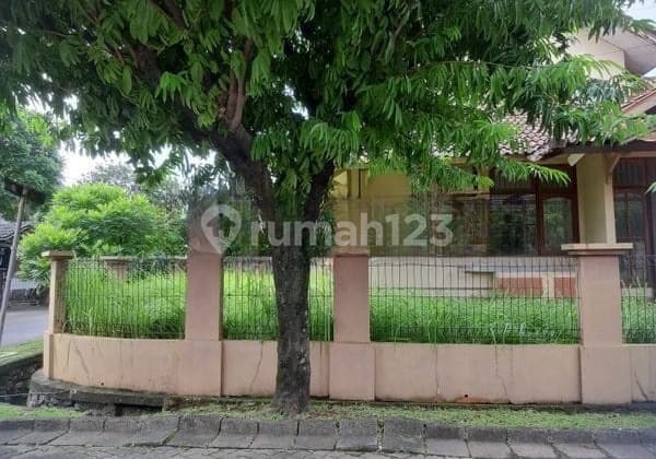 For Sale Corner House, Spacious in Kemang Pratama