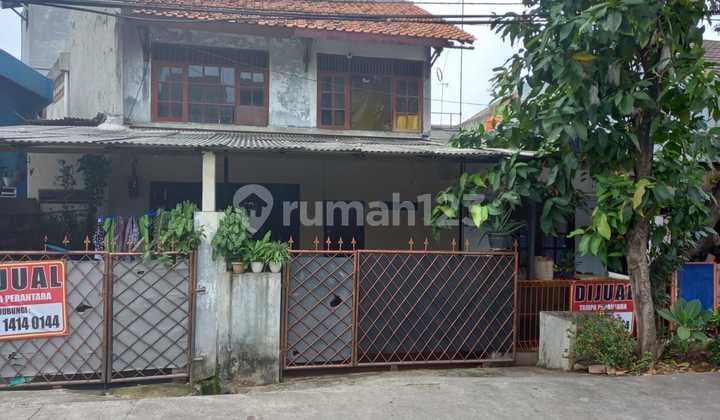 Dijual Murah Rumah 2 Lantai di Kelapa Gading Butuh Renovasi.