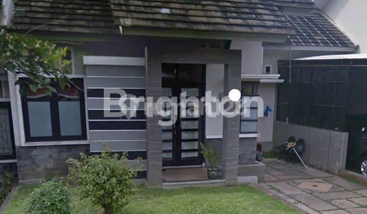 RUMAH Di PERUMAHAN PESONA MAHAKAM