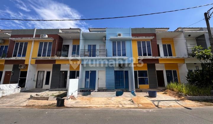 Dijual Rumah 2 Lantai Semi Furnished di Belian Residence Batam Centre