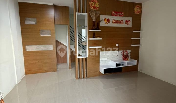 Disewakan Rumah Semi Furnish di De Diamond Residence Batam Centre