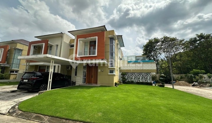 Dijual Rumah Mewah Hook Di Taman Golf Residence 3 Sukajadi