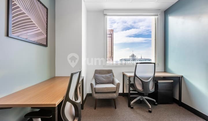 Ruang kantor pribadi berlayanan lengkap untuk Anda dan tim di Regus Tangerang, Graha Anabatic_3 Workstations Office