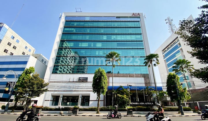 Ruang kantor terbuka dengan layanan lengkap untuk Anda dan tim di Regus Menara Asia Afrika_OP 10 (Office for 10 People)