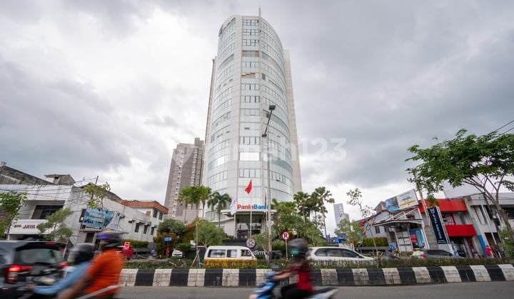 Ruang kantor terbuka untuk 10 orang di Regus Panin Tower_OP 10 (Office for 10 People)