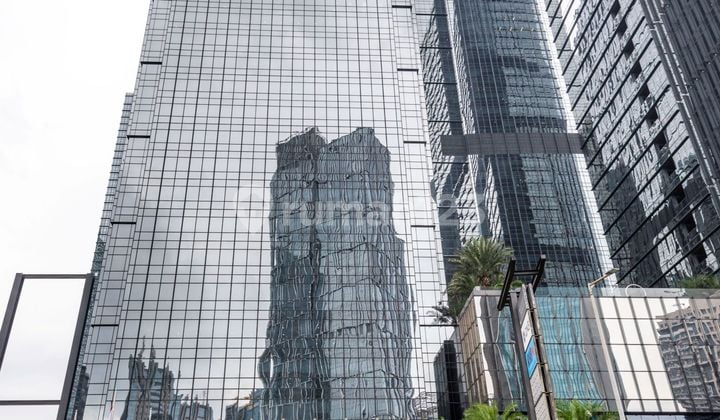 Singgah, bekerja, dan berkolaborasi di ruang rapat profesional di Signature Revenue Tower_EL (Entire Location)