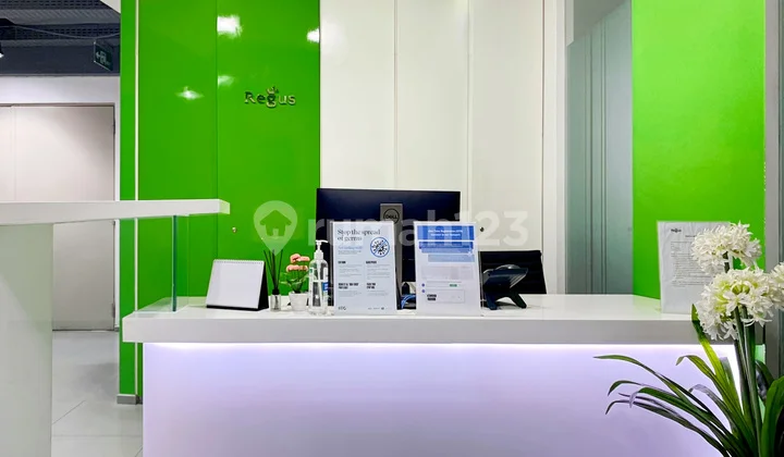 Ruang kantor pribadi sesuai kebutuhan unik bisnis Anda di Regus Menara Asia Afrika_2 Workstations Office Ruang kantor pribadi sesuai kebutuhan unik bisnis Anda di Regus Menara Asia Afrika_2 Workstations Office