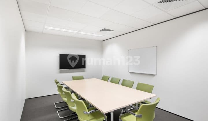 Pindah ke ruang kantor terbuka siap pakai untuk 10 orang di Regus Lippo Thamrin_OP 10 (Office for 10 People)
