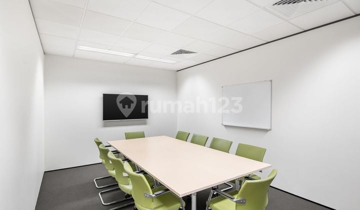 Pindah ke ruang kantor terbuka siap pakai untuk 10 orang di Regus Lippo Thamrin_OP 10 (Office for 10 People)