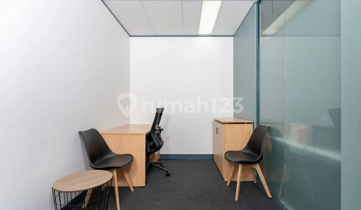 Full-Service Private Office Space for You and Your Team at Regus Pakuwon Centre_2 Workstations Office Full-Service Private Office Space for You and Your Team at Regus Pakuwon Centre_2 Workstations Office