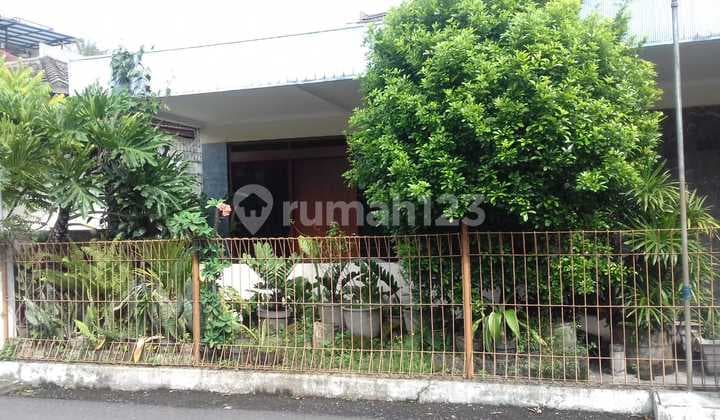 For Sale!! Rumah Modern, Kawasan Tengah Kota Bandung, Regol.