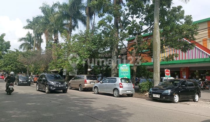 Rumah Belakang Griya Arcamanik Full Marmer