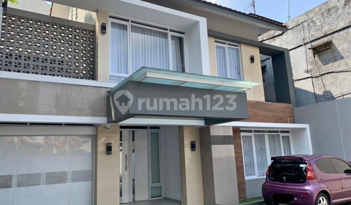 Rumah Baru Lokasi Elite Ciumbuleuit