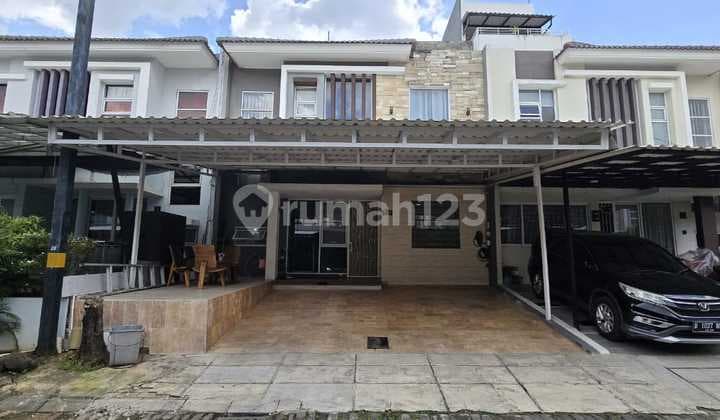 For Quick Sale: Serenade Lake Gading Serpong House