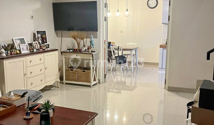 Jual Murah 2 Lantai Siap Huni Rapi Bersih Aman Nyaman Bebas Banjir Serpong Garden 2 SHM