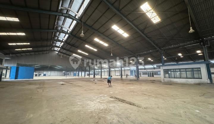 Warehouse/Industrial Rental & Land Area 10 ha, Warehouse Area 1.3 ha, Price per Meter 45k Negotiable. Can be Rented According to Needs, Located in Jatake 3 Area, Tangerang, Banten #hamdan