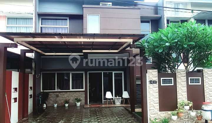 Di Jual Rumah Bekasi Mustikajaya,2 Lantai 8X15m Desain Modern Lokasi di Perumahan Bumipala Vida Cluster Taman Apel, Pedurenan, Mustikajaya, Kota Bekasi.#Hamdan