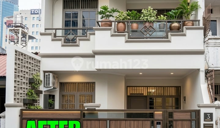 For Sale: House in Tomang, 2.5 Floors, 6x15. Located in Gelong Baru Complex, Tomang Palmerah, West Jakarta. #Hamdan