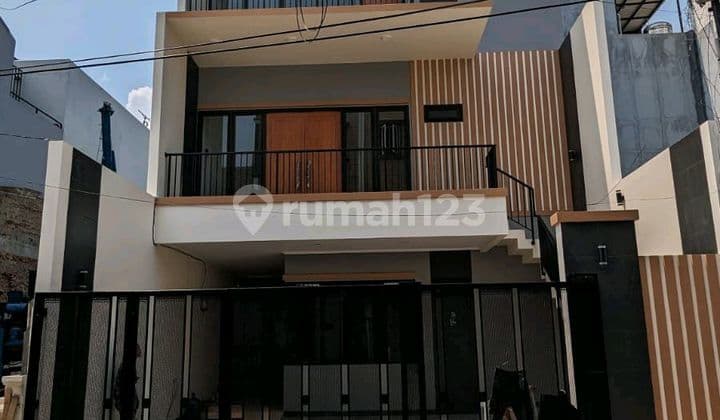 Di Jual Rumah Baru Muara Karang,3,5 Lantai 8X15m Desain Megah dan Mewah Lokasi di Kompleks Muara Karang, Penjaringan, Jakarta Utara.#Hamdan
