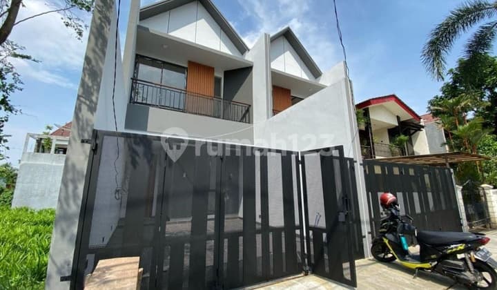 Di Jual Rumah Baru Meruya Utara,2 Lantai 5X25 Lokasi Dalam Kompleks Kavling Dki Meruya Utara Kembangan Jakarta Barat.#Hamdan